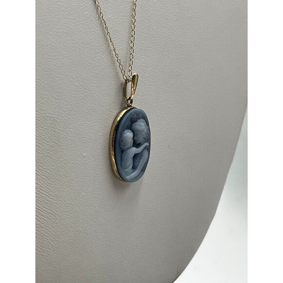 OTC Italy Vintage 10k Yellow Gold Blue Agate Mother Child Carved Cameo Pendant - Picture 2 of 14